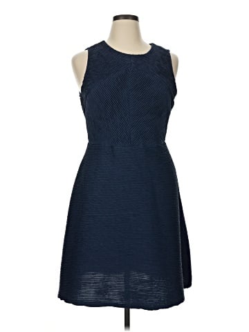 Daisy Fuentes Casual Dress (view 1)