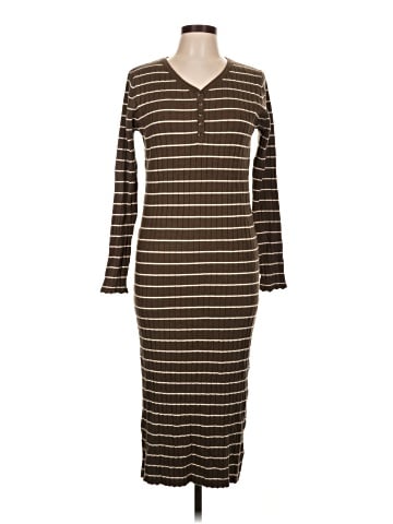 Tea n Rose Casual Dress (view 1)