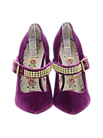 Gucci Velvet Pumps (view 2)