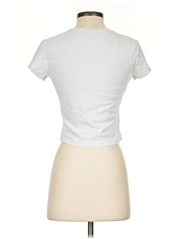 Uniqlo Short Sleeve T-Shirt (view 2)