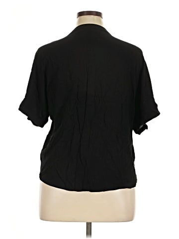 T Tahari Short Sleeve Blouse (view 2)