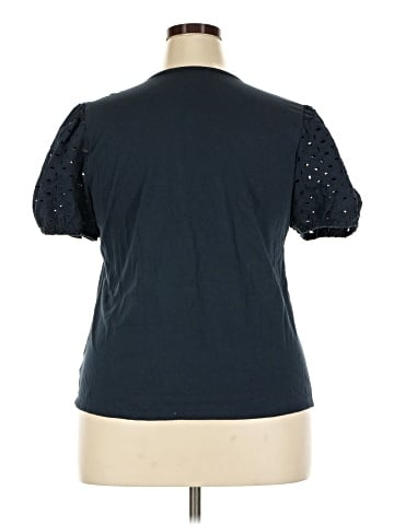 Express Short Sleeve Top (view 2)