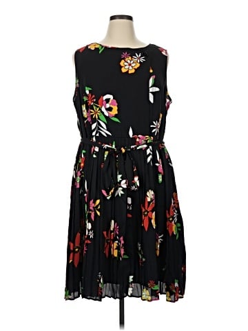 ModCloth Casual Dress (view 1)