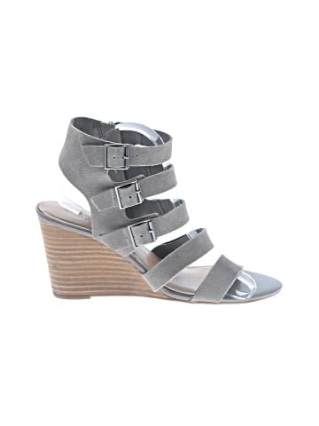 Crown Vintage Wedges (view 1)