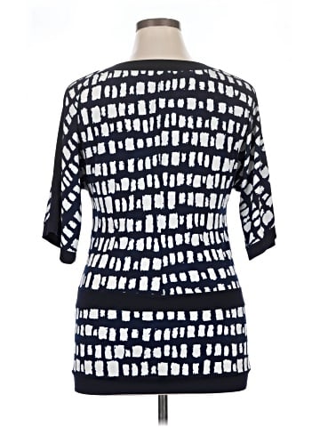 Papillon 3/4 Sleeve Top (view 2)
