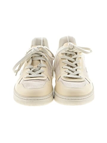 VEJA Sneakers (view 2)