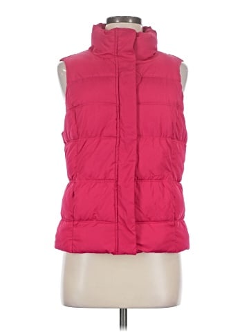 Gap Outlet Vest (view 1)