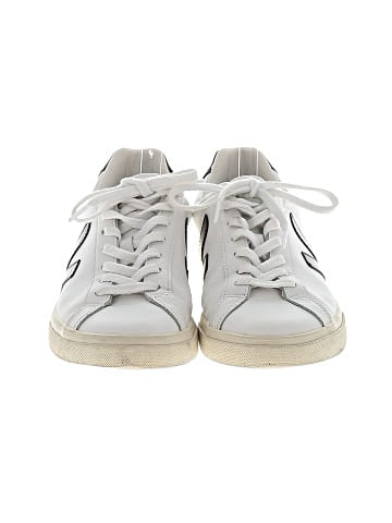 VEJA Sneakers (view 2)