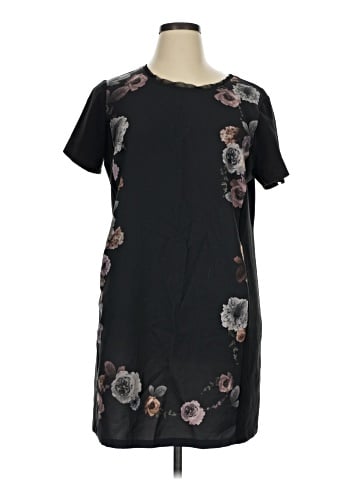 Simply Vera Vera Wang Casual Dress (view 1)