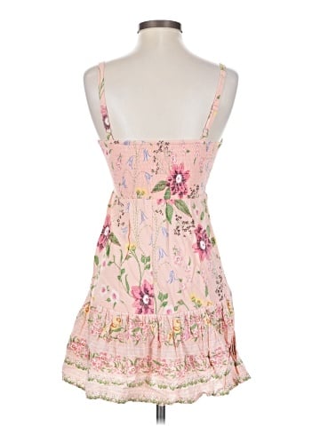 Old Navy Casual Dress (view 2)