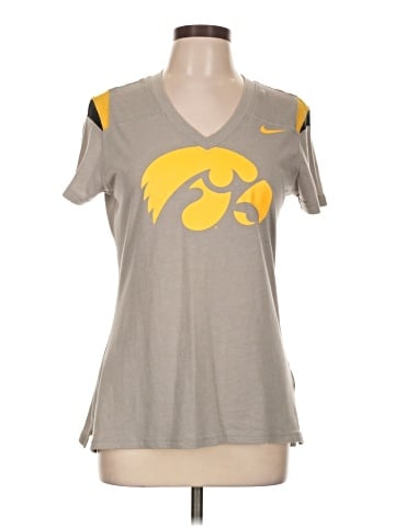 Nike Short Sleeve T-Shirt (view 1)