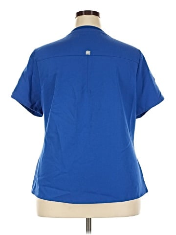 Fabletics Short Sleeve T-Shirt (view 2)