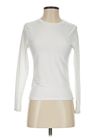 Essentials Long Sleeve T-Shirt (view 1)