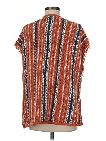 Pilcro Poncho (view 2)
