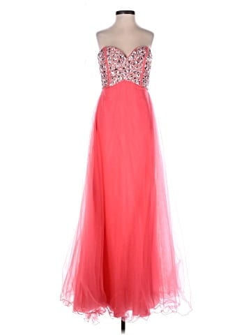 Nox Anabel Cocktail Dress (view 1)