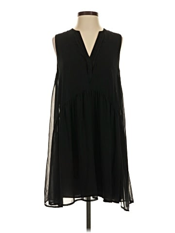 Cupcakes & Cashmere Casual Dress (view 1)