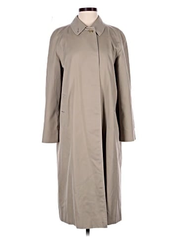 Burberry Trenchcoat (view 1)