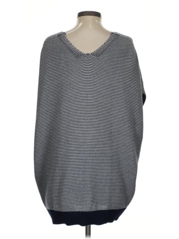 Gap Outlet Poncho (view 2)