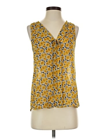 Fun2Fun Sleeveless Blouse (view 1)