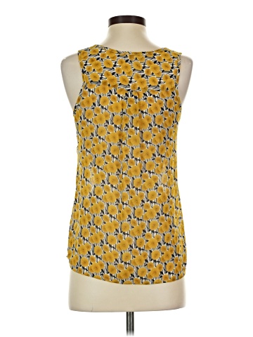 Fun2Fun Sleeveless Blouse (view 2)