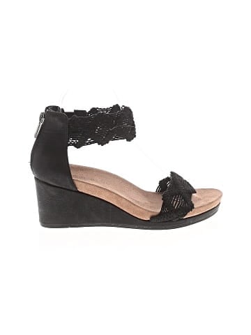 Lucky Brand Wedges (view 1)