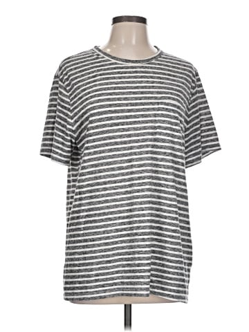 Old Navy Short Sleeve T-Shirt (view 1)