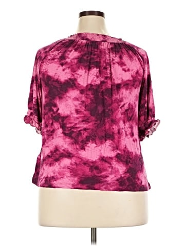 Lularoe Short Sleeve Blouse (view 2)