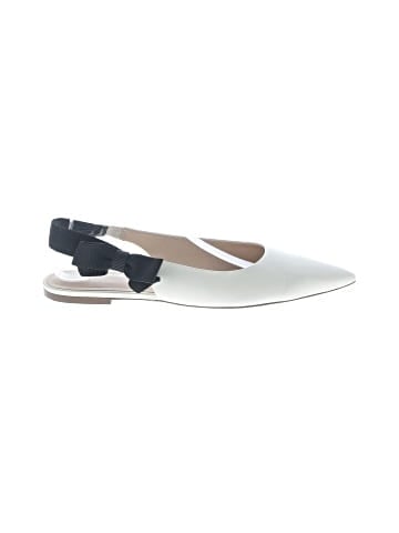 Maeve Flats (view 1)