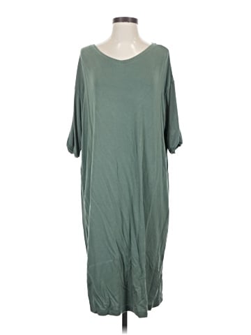 Uniqlo Casual Dress (view 1)