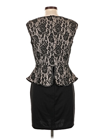 En Focus Cocktail Dress (view 2)