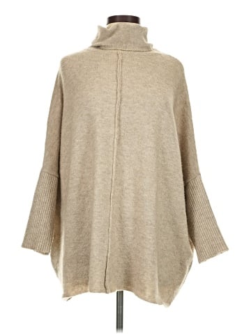 Look Poncho (view 1)