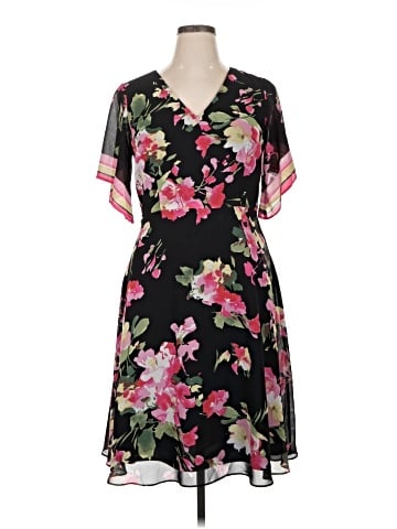 Donna Morgan Casual Dress (view 1)