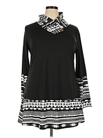 leo rosi Casual Dress (view 1)