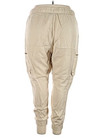 Banana Republic Factory Store Cargo Pants (view 2)