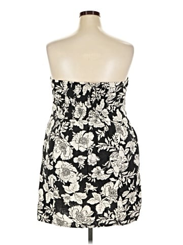 Old Navy Cocktail Dress (view 2)
