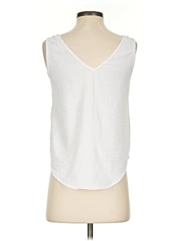Fancyinn Sleeveless Top (view 2)