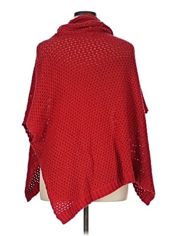 Crown & Ivy Poncho (view 2)
