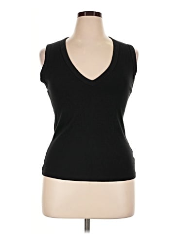 Universal Thread Sleeveless T-Shirt (view 1)
