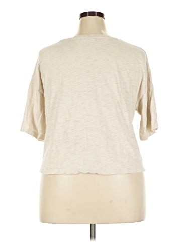 Universal Thread Short Sleeve T-Shirt (view 2)