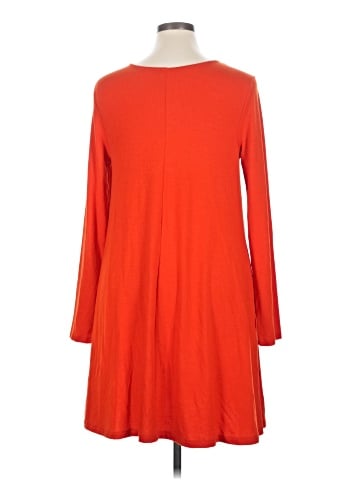 Old Navy Casual Dress (view 2)