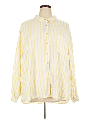 Universal Thread Long Sleeve Button-Down Shirt (view 1)