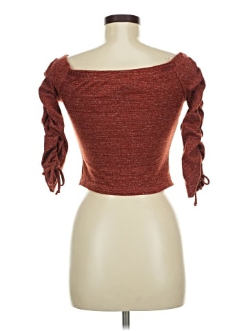 Fashion Magazine 3/4 Sleeve Top (view 2)