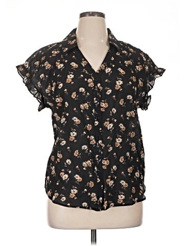 Pleione Short Sleeve Blouse (view 1)