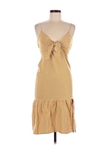 Saylor Casual Dress (view 1)