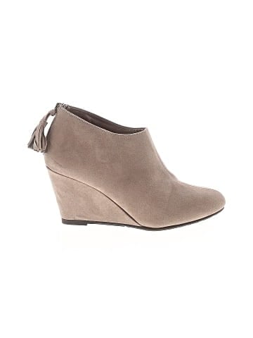 CL by Laundry Wedges (view 1)