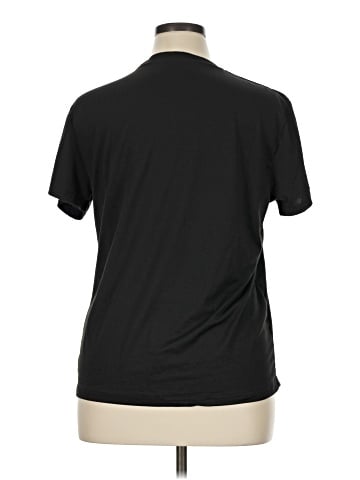 Shein Short Sleeve T-Shirt (view 2)