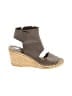 Vince. Solid Gray Wedges Size 9 - photo 1