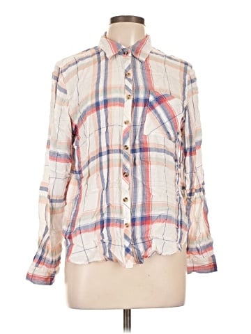 Maurices Long Sleeve Button-Down Shirt (view 1)