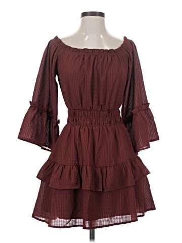 Le Lis Casual Dress (view 1)