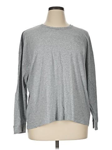 Victoria's Secret Long Sleeve T-Shirt (view 1)